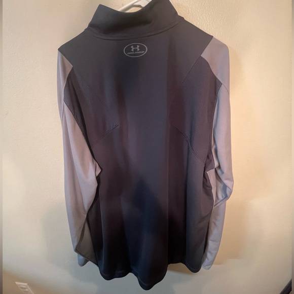 Wisconsin Under Armour Zip Up - Picture 3 of 4